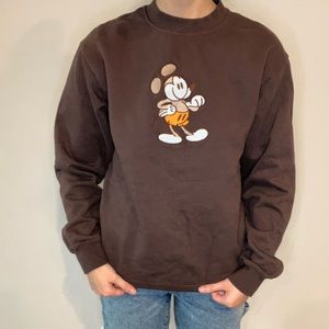 Super cute brown disney sweatshirt